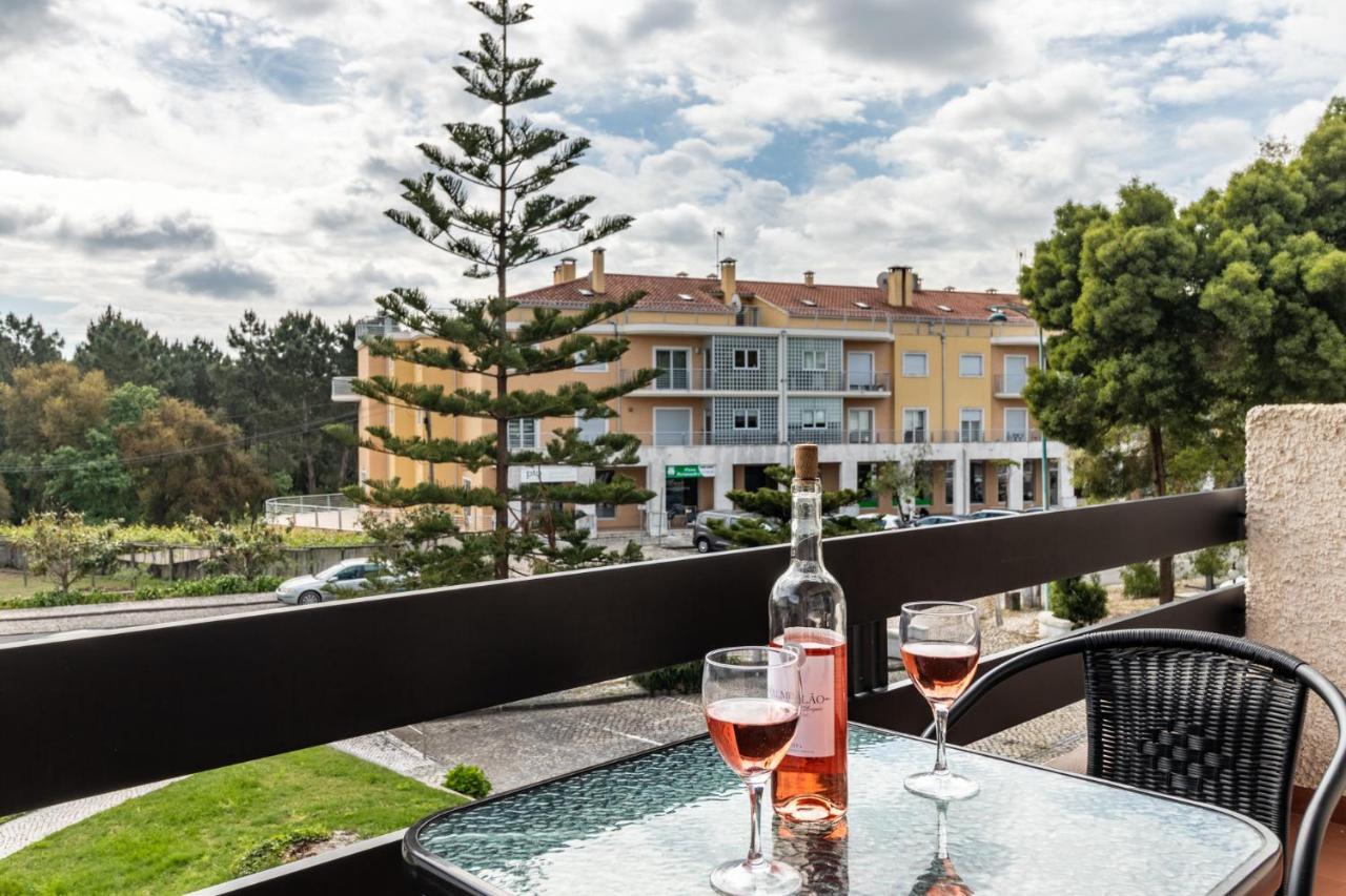 Hotel Colmeia Monte Real Exterior photo